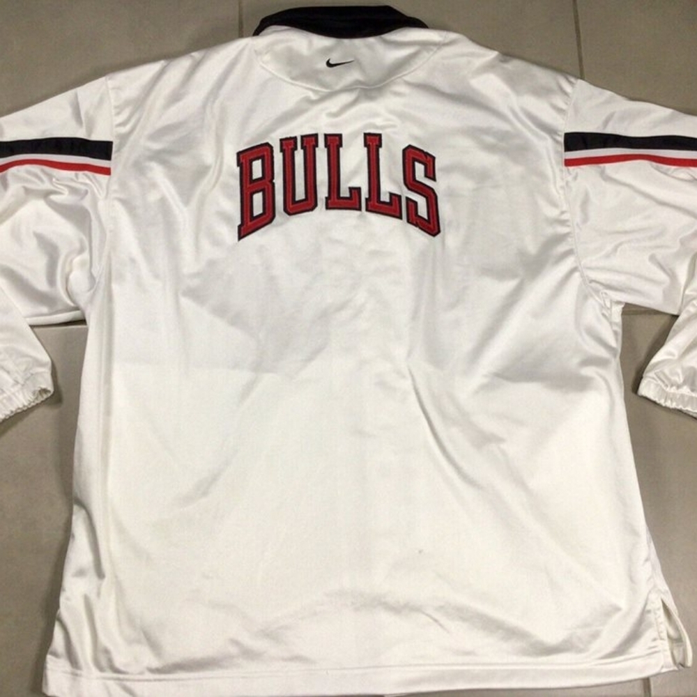 Vintage Men’s NIKE Chicago Bulls Authentic NBA